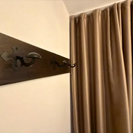 Отель Arthotel Oscar I *