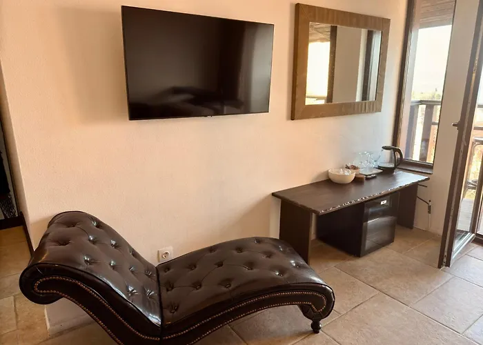 Arthotel Oscar I Отель *