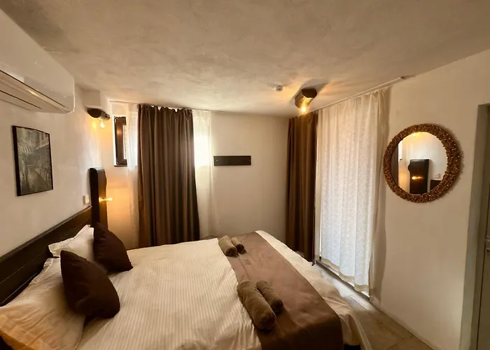 Отель Arthotel Oscar I *