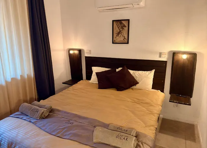 Arthotel Oscar I Отель Созополь