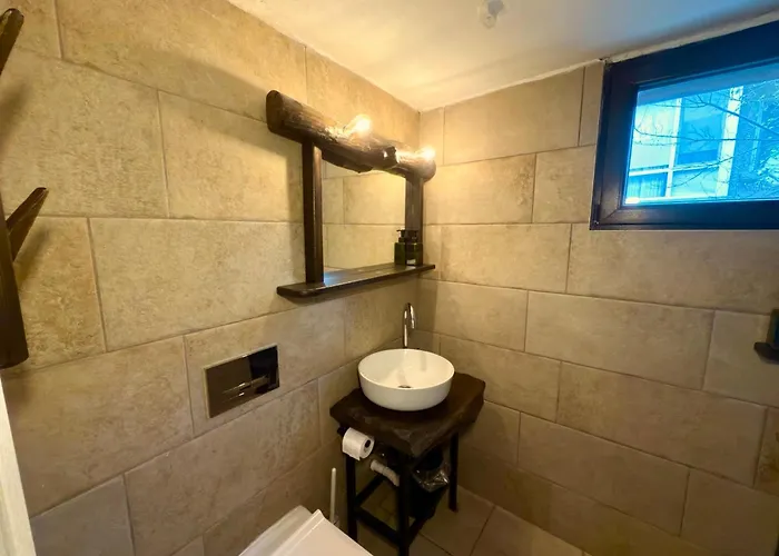 Arthotel Oscar I Отель Созополь